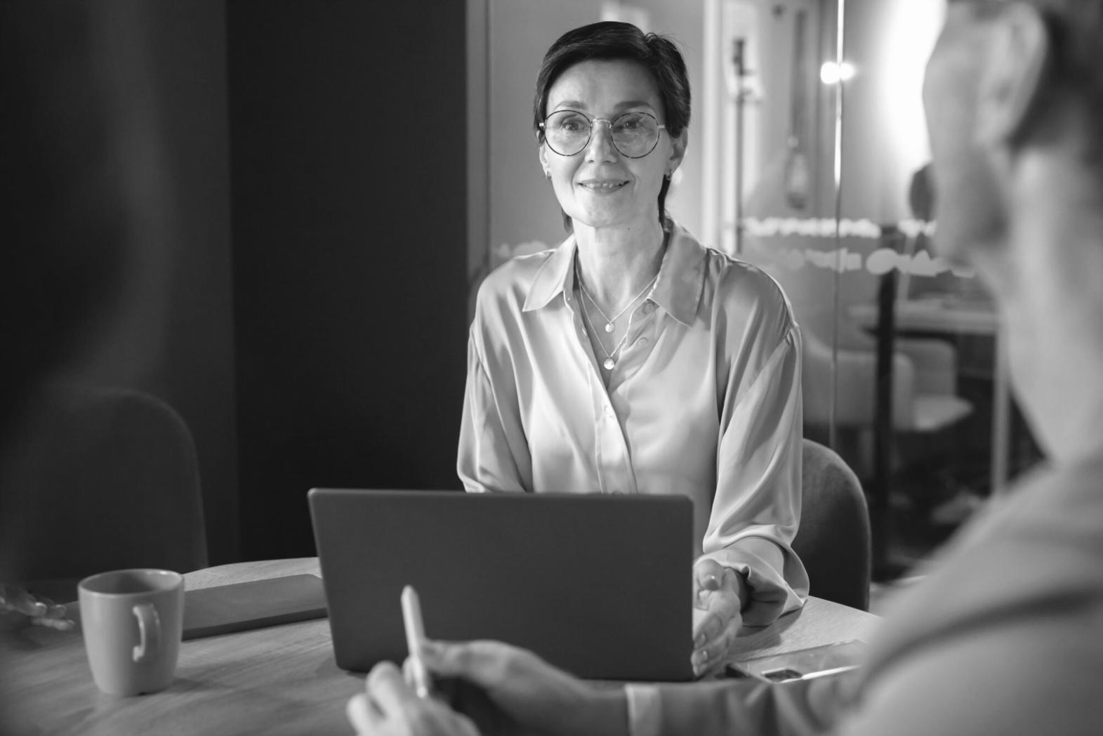 Personne travaillant sur son budget personnel